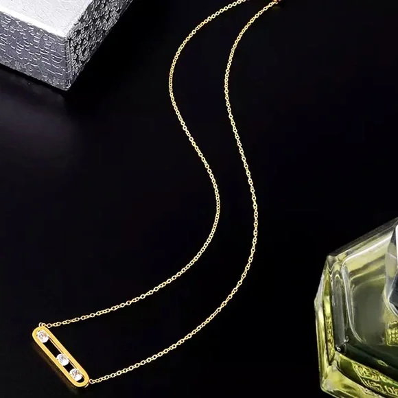 🆕 Gorgeous 18k Diamond Slider Oval Bar Necklace NWT - Picture 1 of 16